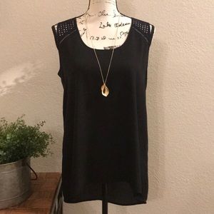 ⬇️ Banana Republic Sleeveless Peplum Top Tank